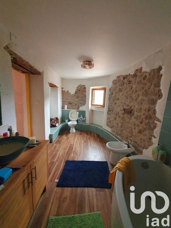 Maison de village - 105 m² - 4 pièces