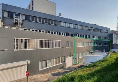 Bureau - 922 m²