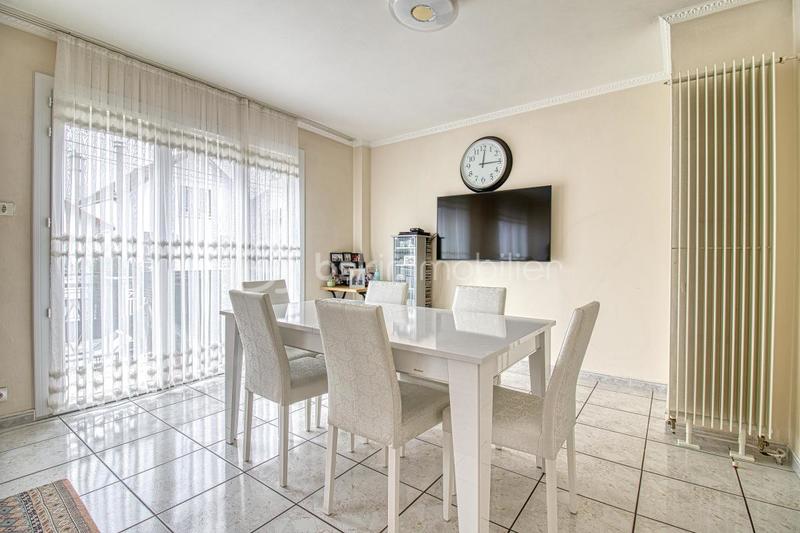 Maison - 172 m² - 10 pièces