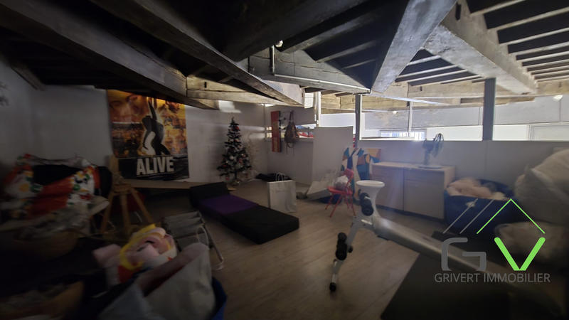 Local commercial - 322 m² - 8 pièces