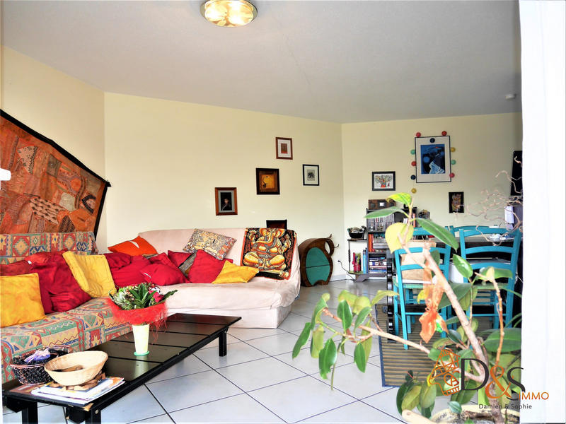 Appartement - 64 m² - 2 pièces