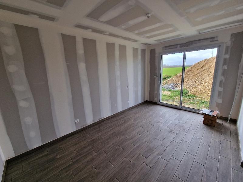 Maison - 77 m² - 5 pièces