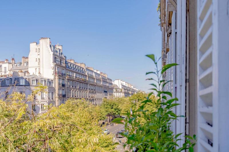 Appartement - 111 m² - 5 pièces