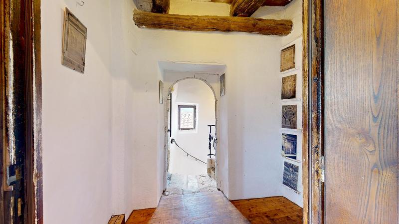 Maison - 240 m² - 4 pièces