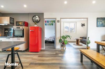 Appartement - 60 m² - 3 pièces