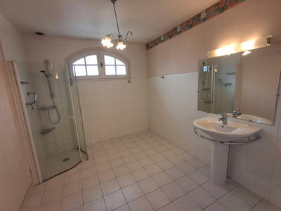 Maison - 155 m² - 6 pièces