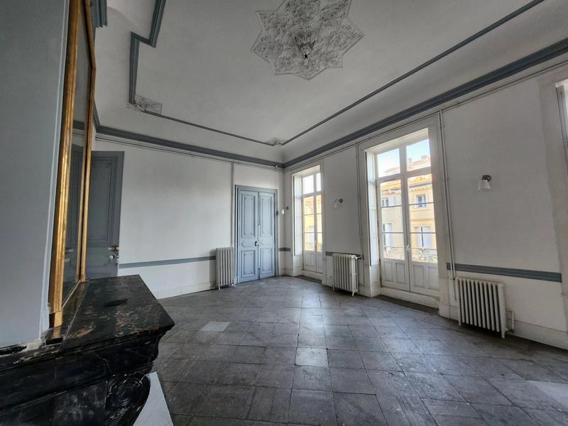 Bureau - 296 m² - 8 pièces