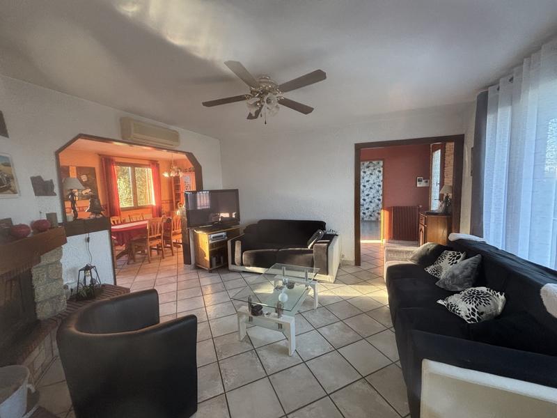 Maison - 186 m² - 9 pièces