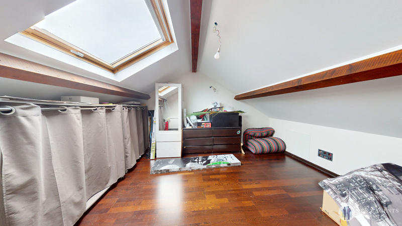 Maison - 164 m² - 8 pièces