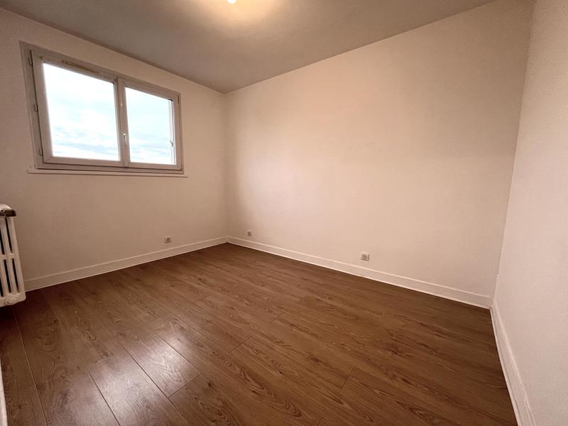 Appartement - 64 m² - 4 pièces