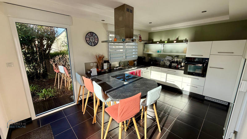 Maison - 156 m² - 7 pièces