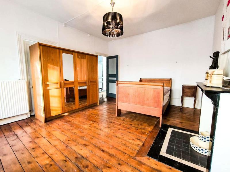 Maison bourgeoise - 198 m² - 8 pièces