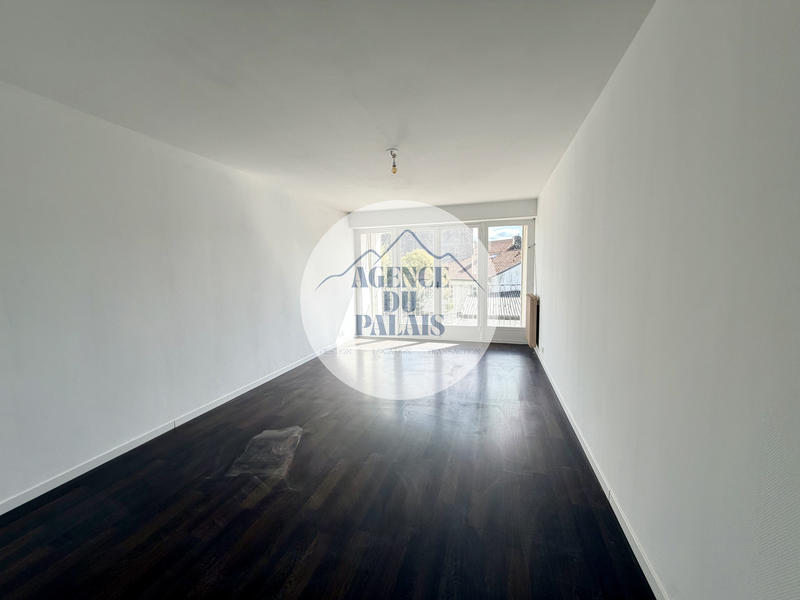 Appartement - 88 m² - 3 pièces