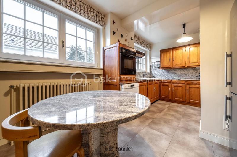 Appartement - 163 m² - 5 pièces