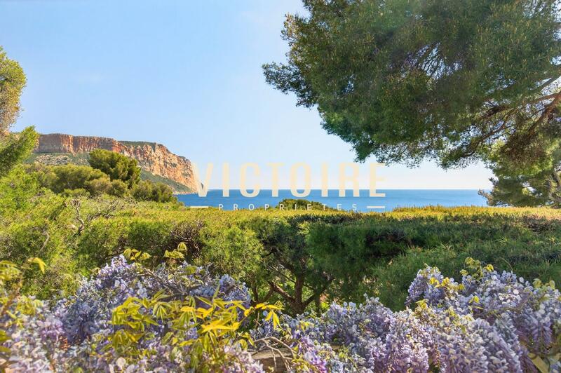 Villa - 215 m² - 9 pièces