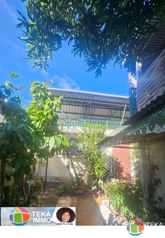 Maison - 138 m² - 6 pièces