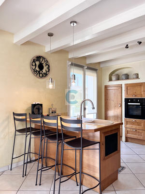 Maison - 137 m² - 5 pièces