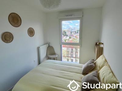 Chambre - 10 m² - 1 pièce