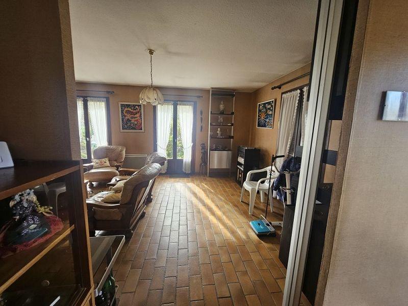 Maison traditionnelle - 93 m² - 5 pièces