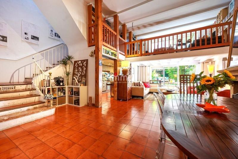Maison - 185 m² - 5 pièces