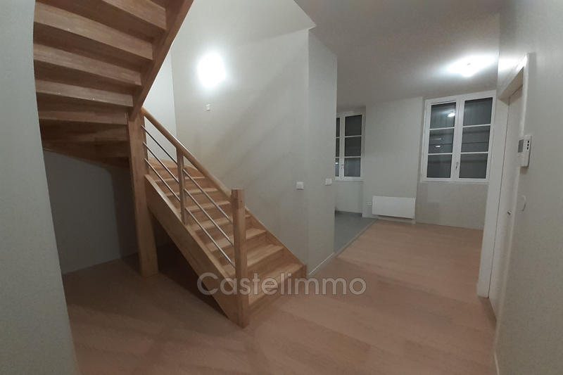 Appartement - 98 m² - 3 pièces