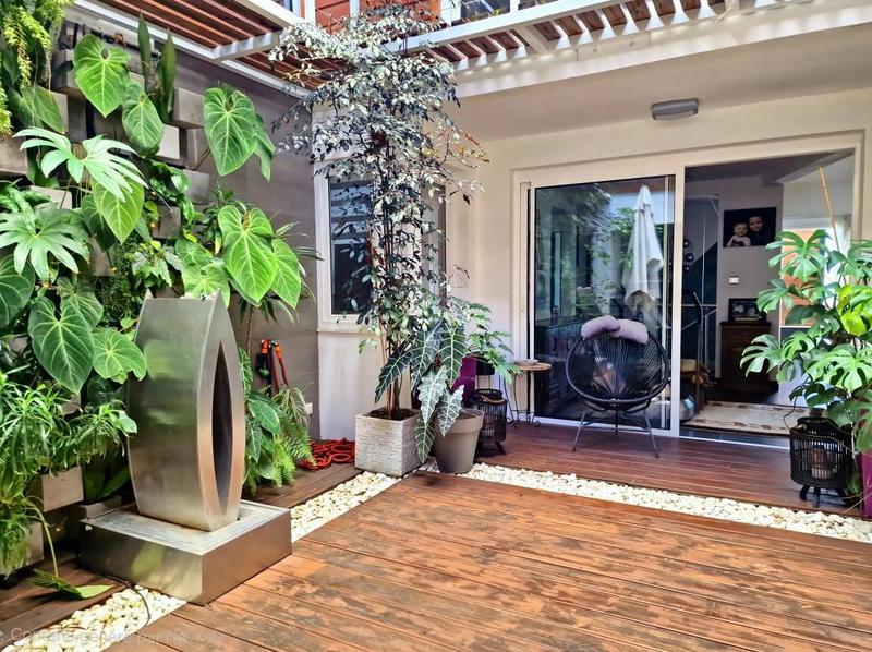 Villa - 371 m² - 6 pièces