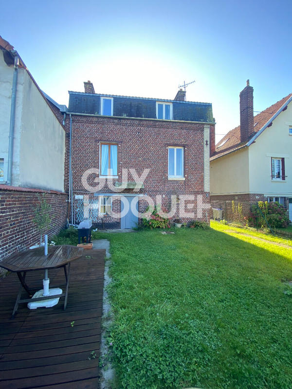 Maison - 101 m² - 5 pièces