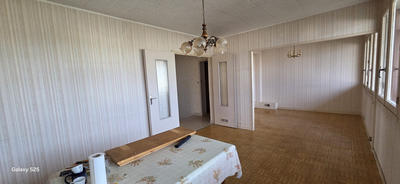 Maison - 93 m² - 4 pièces