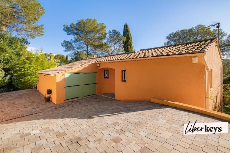 Villa - 135 m² - 6 pièces