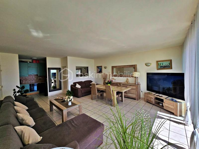 Appartement - 95 m² - 4 pièces