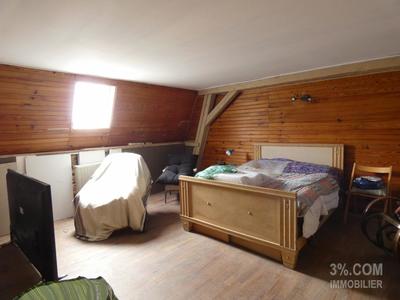 Maison - 273 m² - 9 pièces