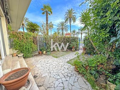 Appartement - 105 m² - 3 pièces