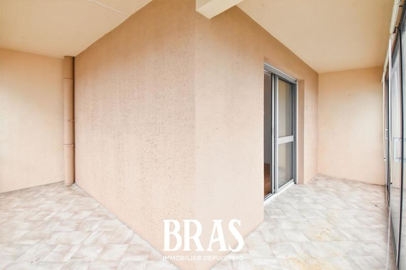 Appartement - 102 m² - 5 pièces