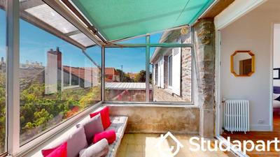 Chambre - 11 m² - 1 pièce