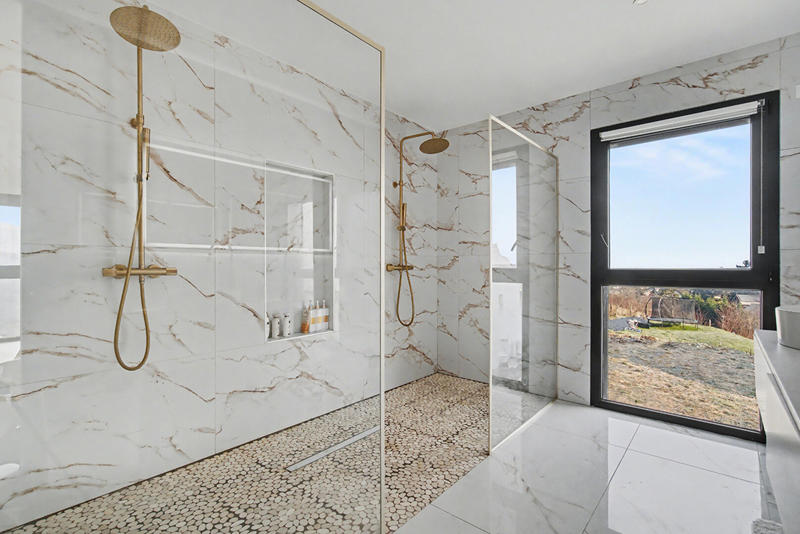 Maison - 182 m² - 6 pièces