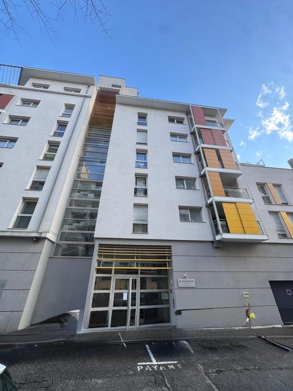 Appartement - 56 m² - 3 pièces