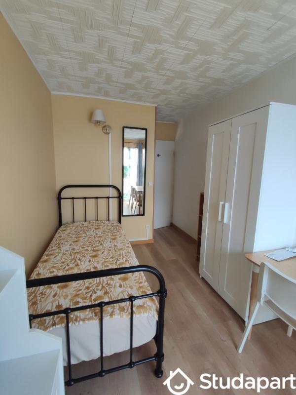Chambre - 10 m² - 1 pièce
