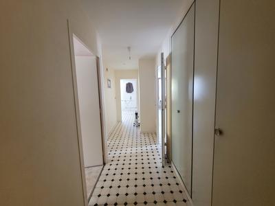 Appartement - 91 m² - 4 pièces