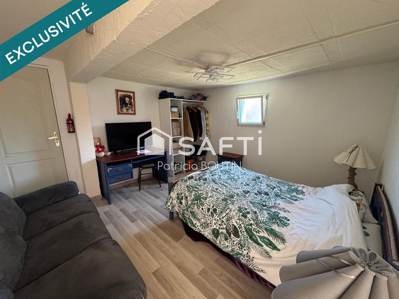 Maison - 210 m² - 7 pièces