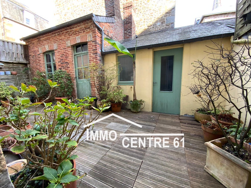 Maison - 180 m² - 5 pièces