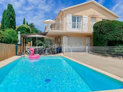 Villa - 130 m² - 5 pièces