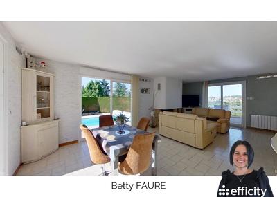 Maison - 110 m² - 5 pièces