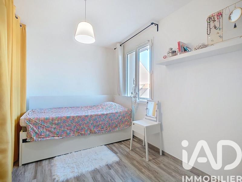 Maison - 80 m² - 5 pièces