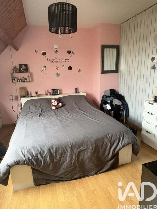 Maison - 215 m² - 8 pièces