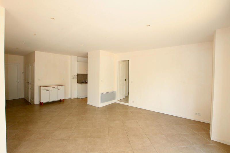 Appartement - 99 m² - 4 pièces