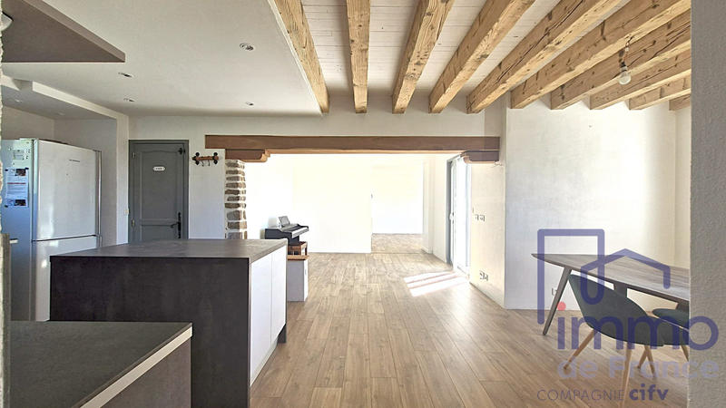 Maison - 162 m² - 7 pièces