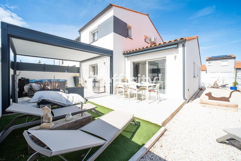 Maison - 97 m² - 4 pièces