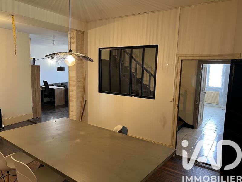 Maison de village - 236 m² - 7 pièces