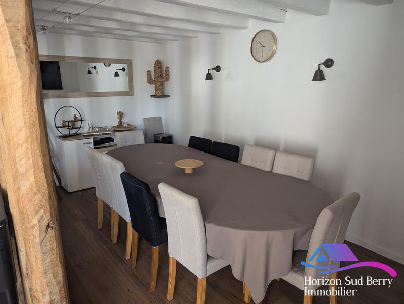 Maison - 212 m² - 5 pièces