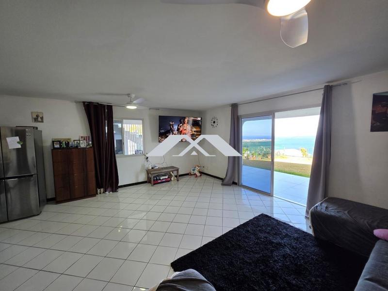 Villa - 200 m² - 9 pièces